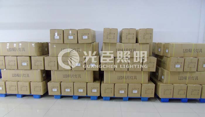 LED護(hù)欄燈廠家 LED護(hù)欄燈廠家